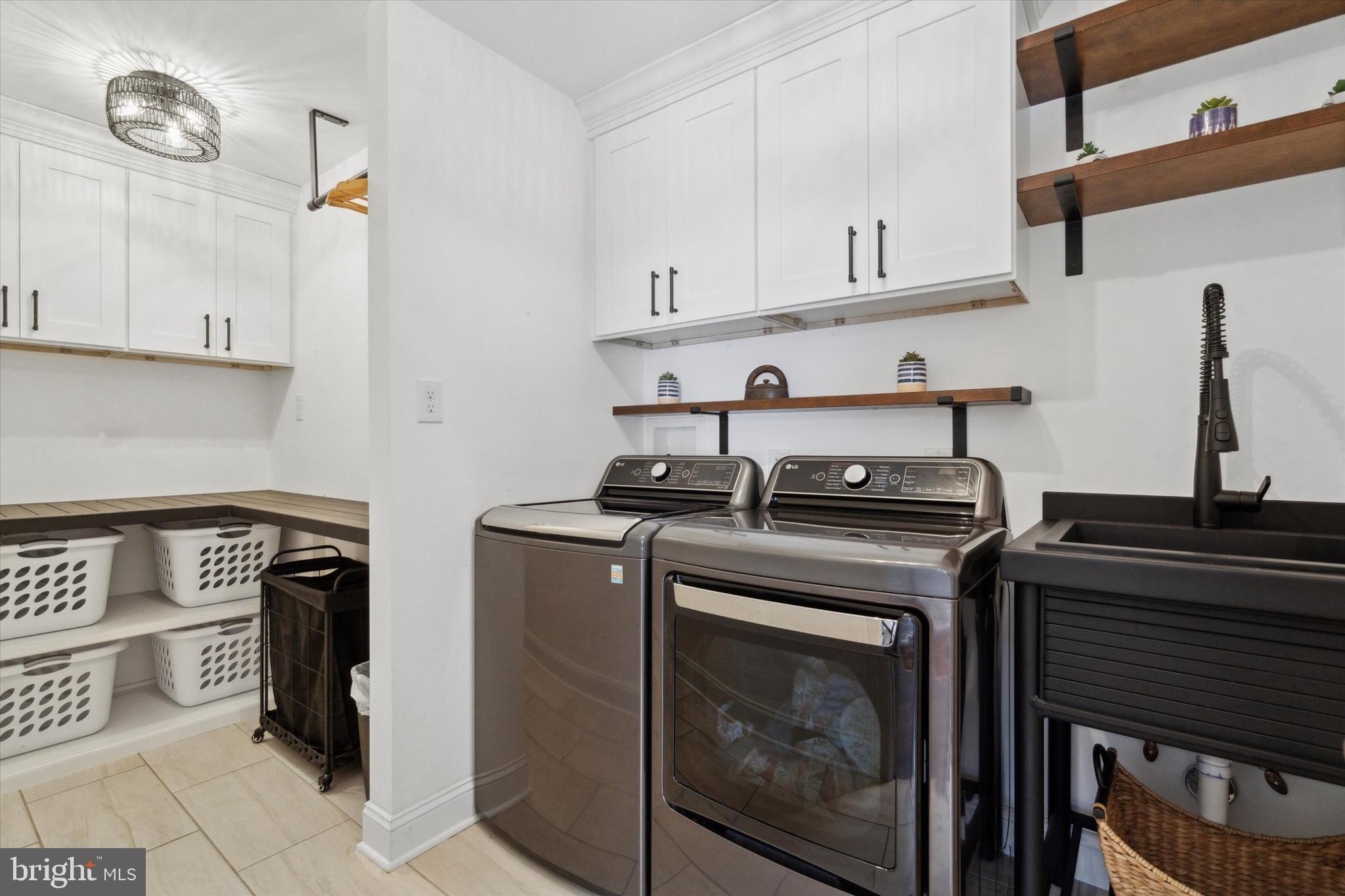 132 Hawkin Road New Egypt, NJ 08533 - Photo 17 of 42 a view of a kitchen with appliances and cabinets