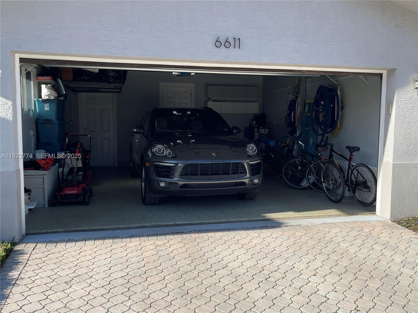 6611 Northeast 21st Lane Fort Lauderdale, FL 33308 - Photo 32 of 32 a room with closet