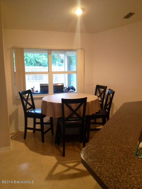 155 Haines Road Southwest Palm Bay, FL 32908 - Photo 8 of 18 Nook