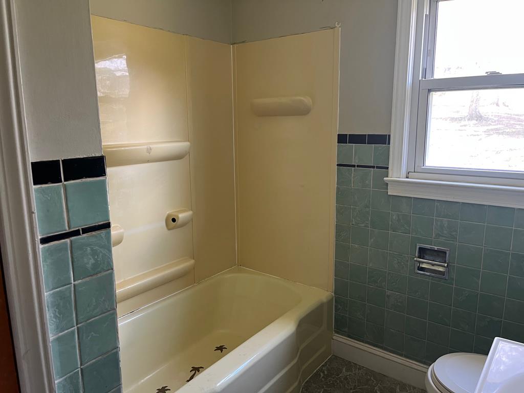 227 Seminole Road Bristol, VA 24201 - Photo 17 of 21 Gallery Image 17