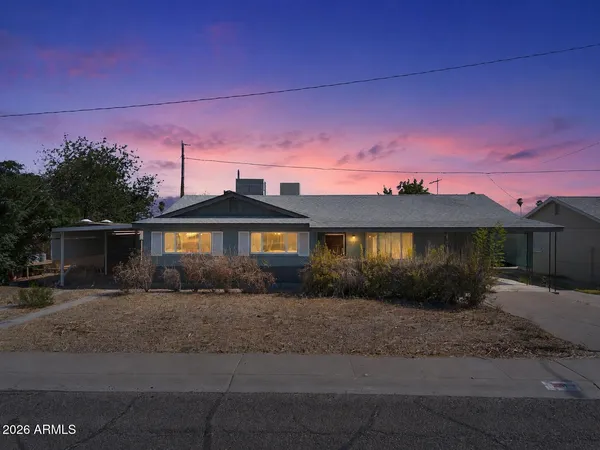$320,000 | 3311 West Paradise Drive, Phoenix, AZ 85029
