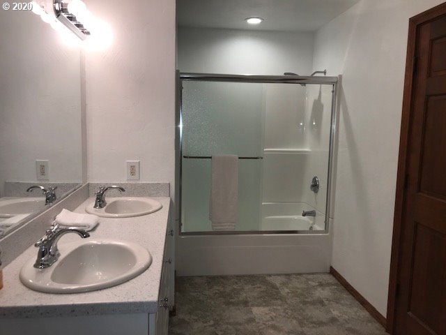 25489 Butler Road Junction City, OR 97448 - Photo 20 of 32 Gallery Image 20