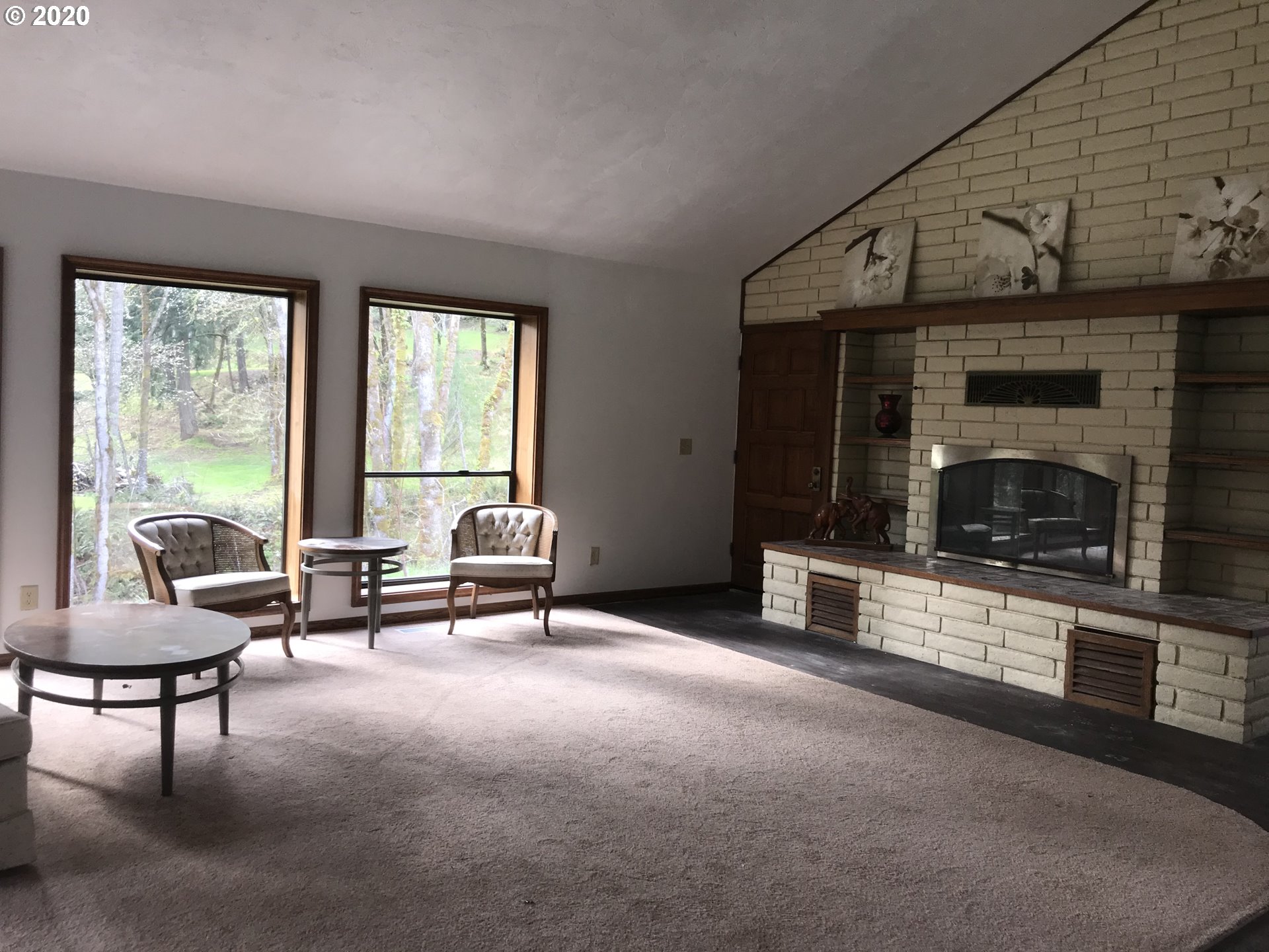 25489 Butler Road Junction City, OR 97448 - Photo 4 of 32 Gallery Image 4