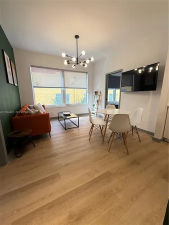 $3,000 | 1320 Drexel Avenue, Unit 302, Miami Beach, FL 33139