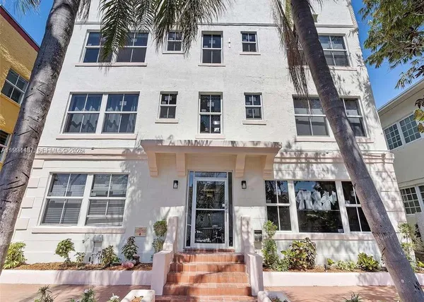 $3,000 | 1320 Drexel Avenue, Unit 302, Miami Beach, FL 33139