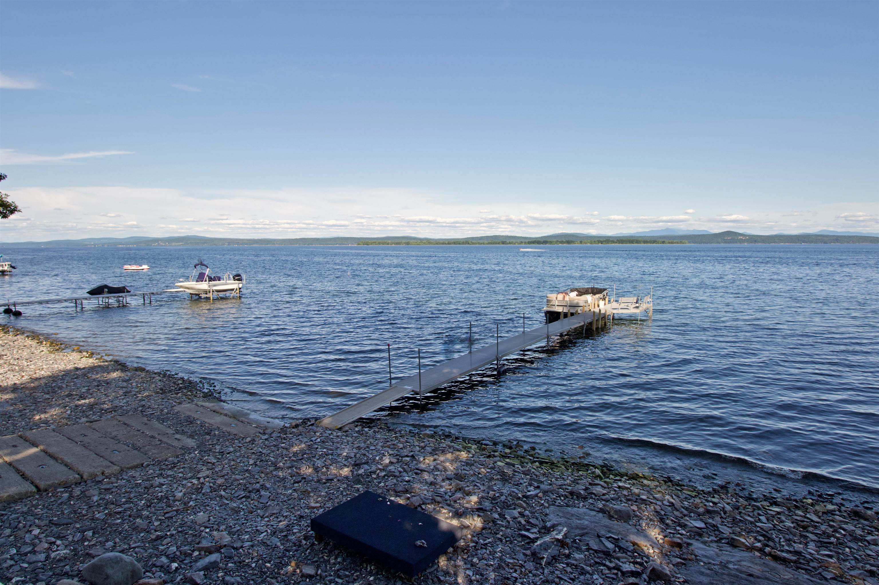 91 E Shore South Grand Isle, VT 05458 - Photo 18 of 23