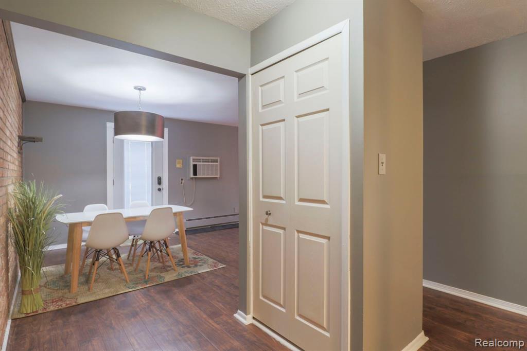 2230 West 14 Mile Road, Unit 26 Royal Oak, MI 48073 - Photo 7 of 23