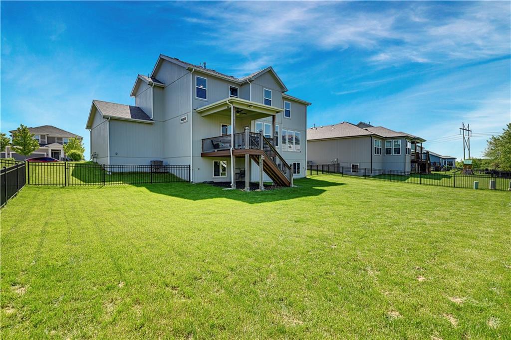 18918 Ocheltree Spring Hill, KS 66083 - Photo 4 of 33