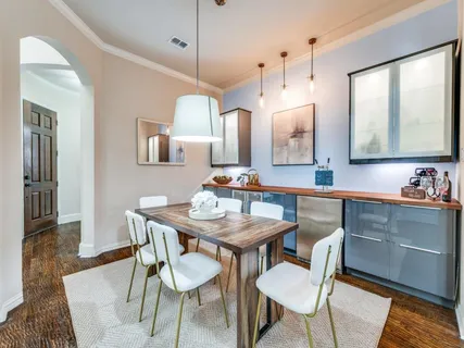 a view of a kitchen area