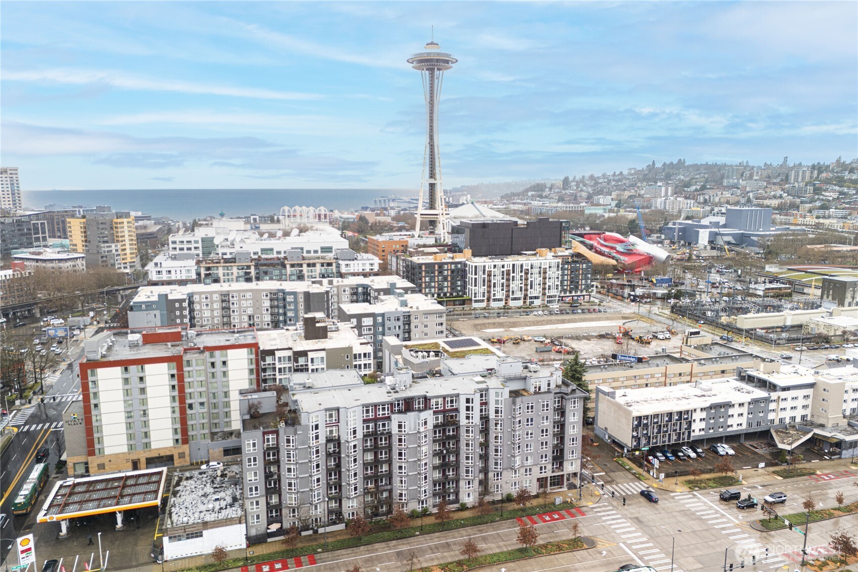 699 John Street, Unit 319 Seattle, WA 98109 - Photo 1 of 39