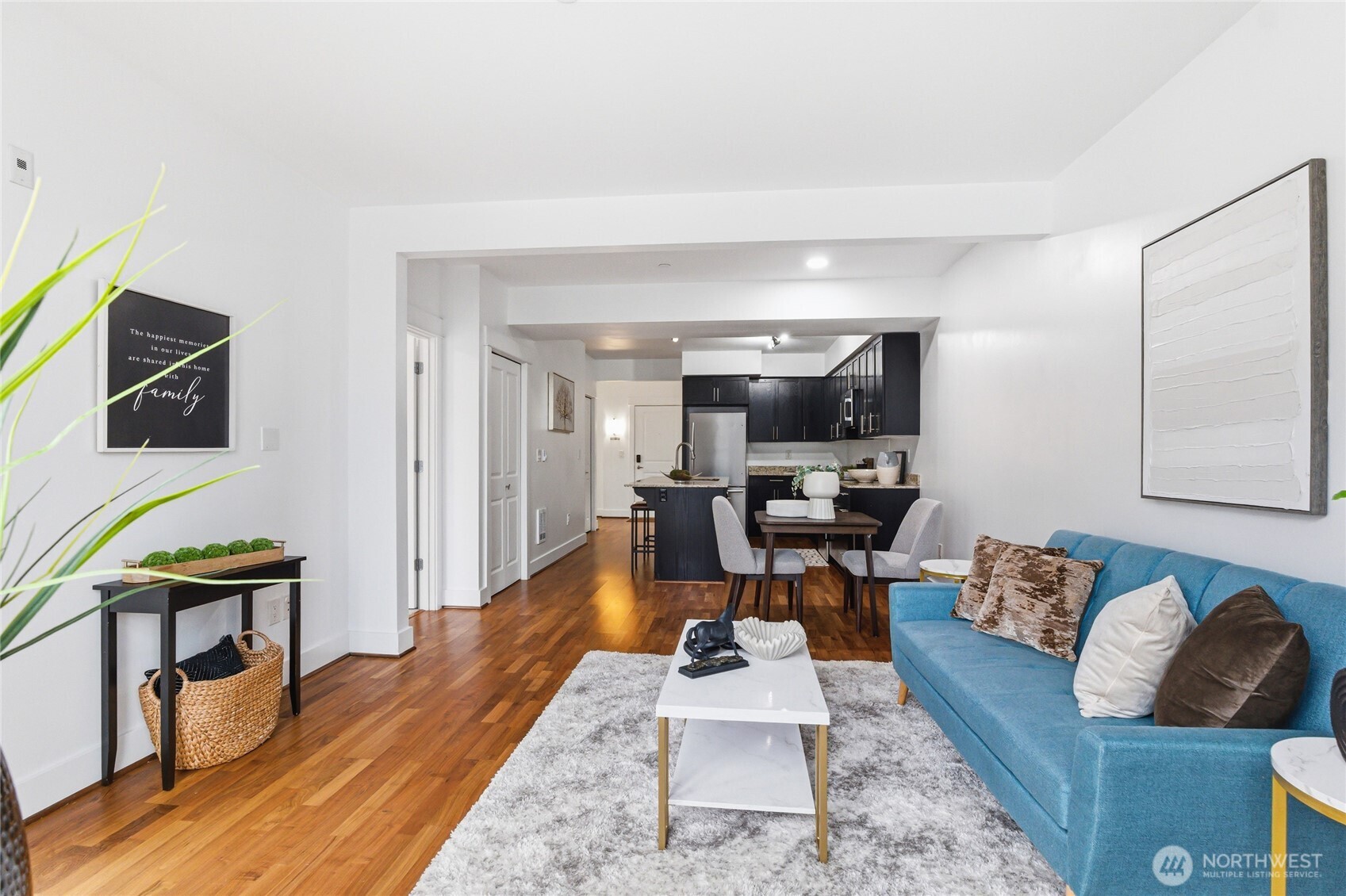 699 John Street, Unit 319 Seattle, WA 98109 - Photo 11 of 39