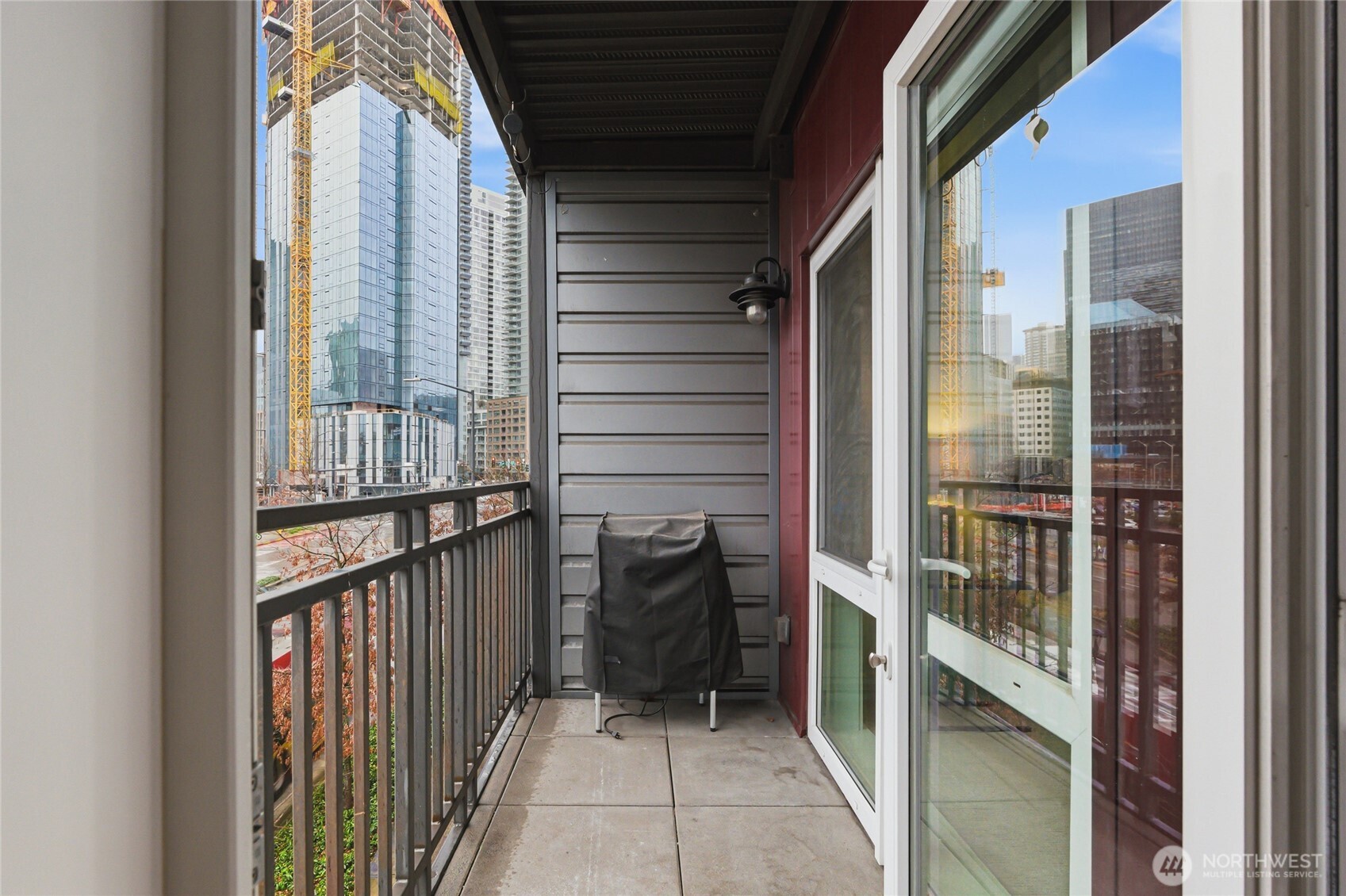 699 John Street, Unit 319 Seattle, WA 98109 - Photo 20 of 39