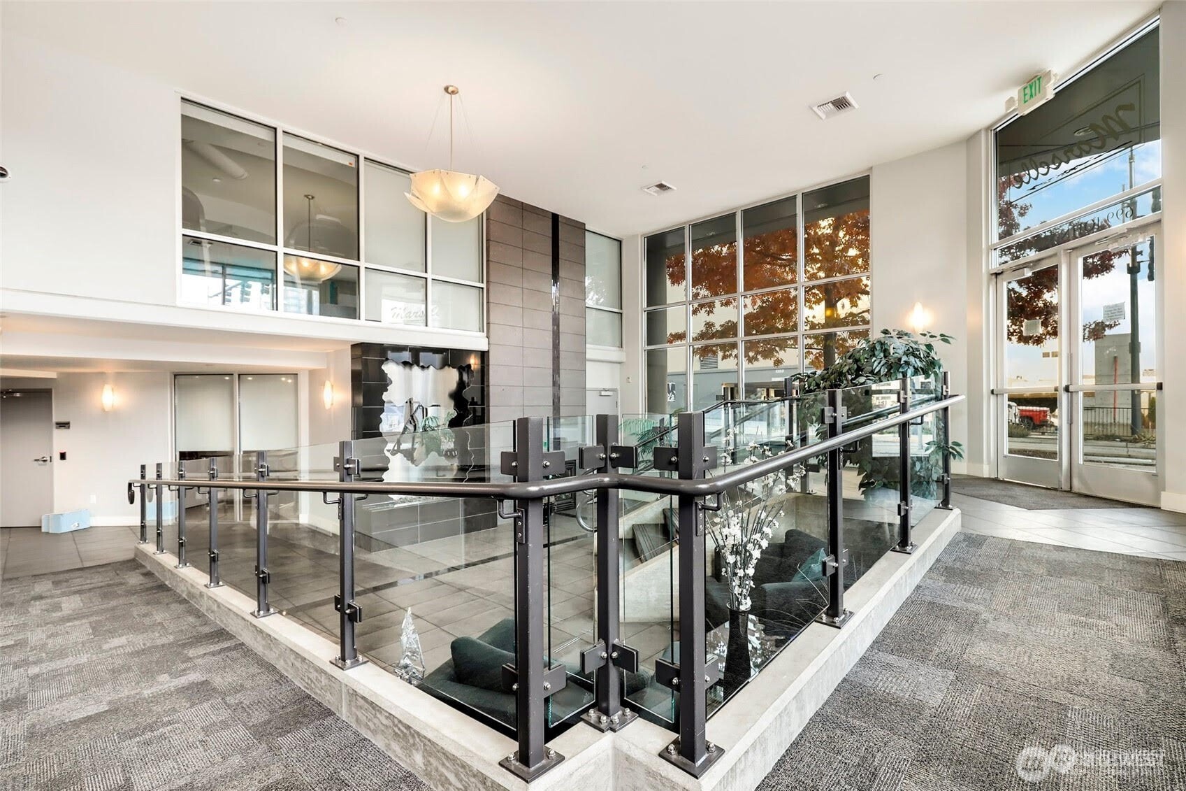 699 John Street, Unit 319 Seattle, WA 98109 - Photo 23 of 39