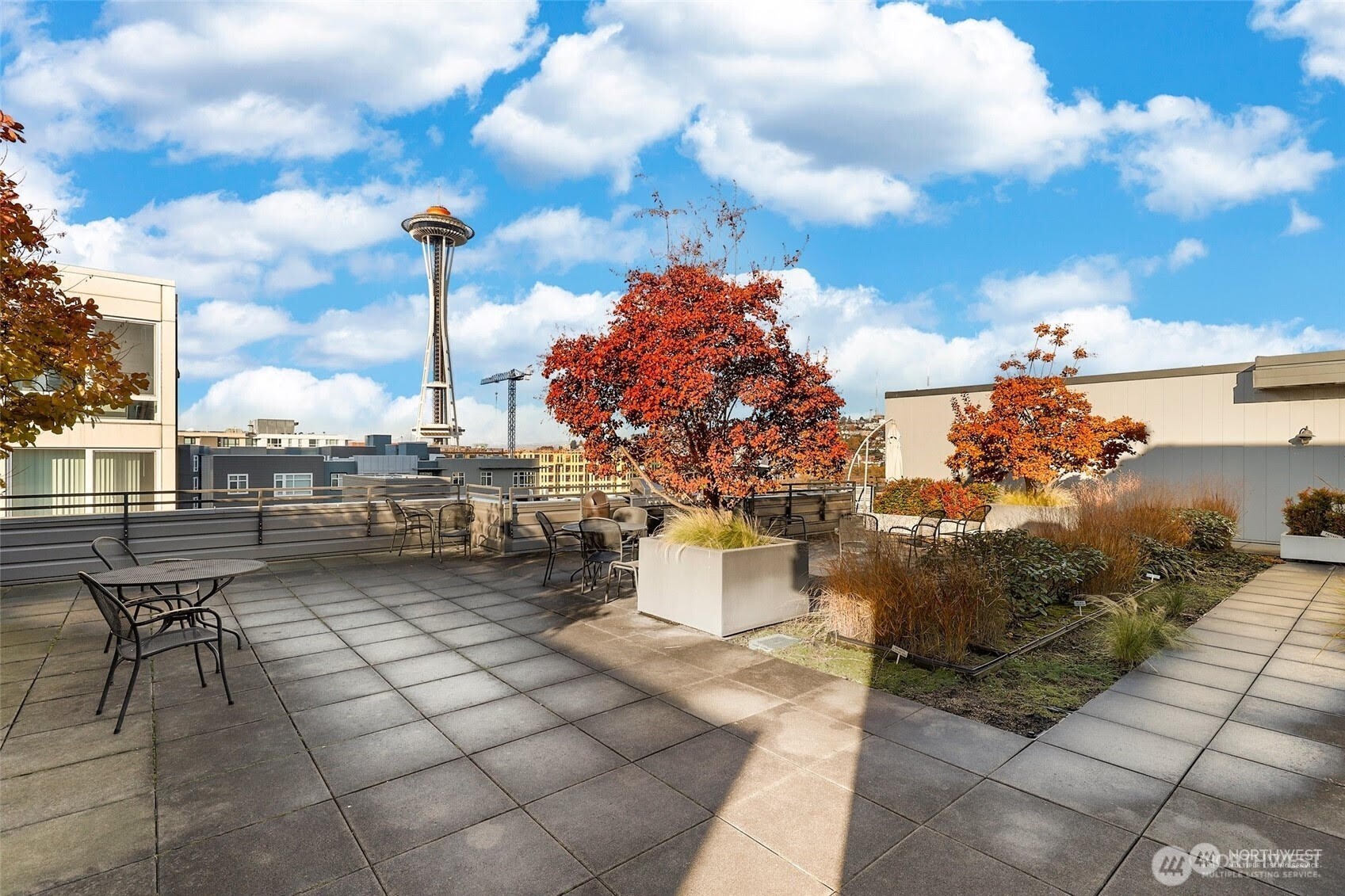 699 John Street, Unit 319 Seattle, WA 98109 - Photo 27 of 39