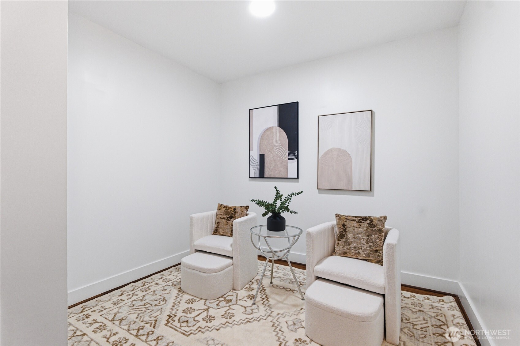 699 John Street, Unit 319 Seattle, WA 98109 - Photo 3 of 39