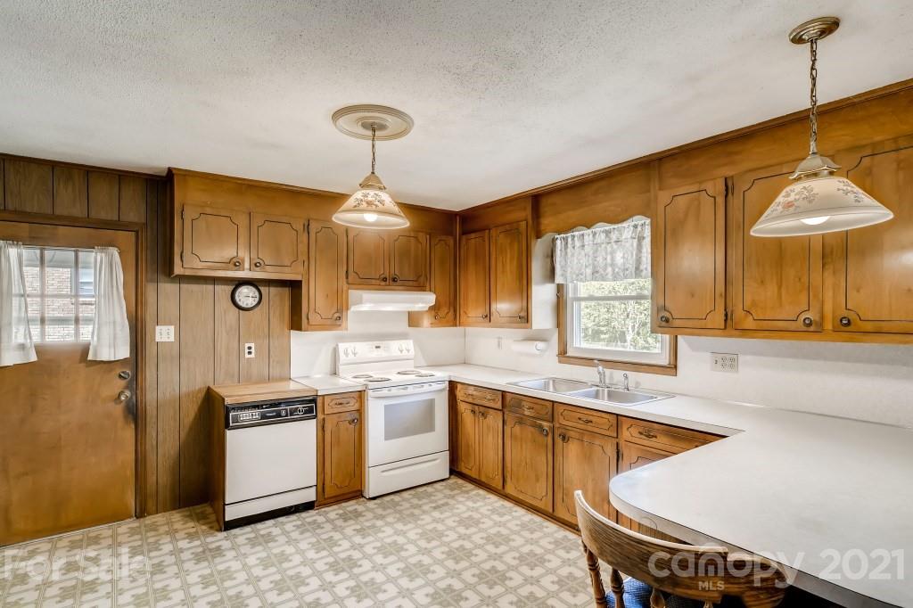 430 China Grove Road Kannapolis, NC 28083 - Photo 8 of 28 Gallery Image 8