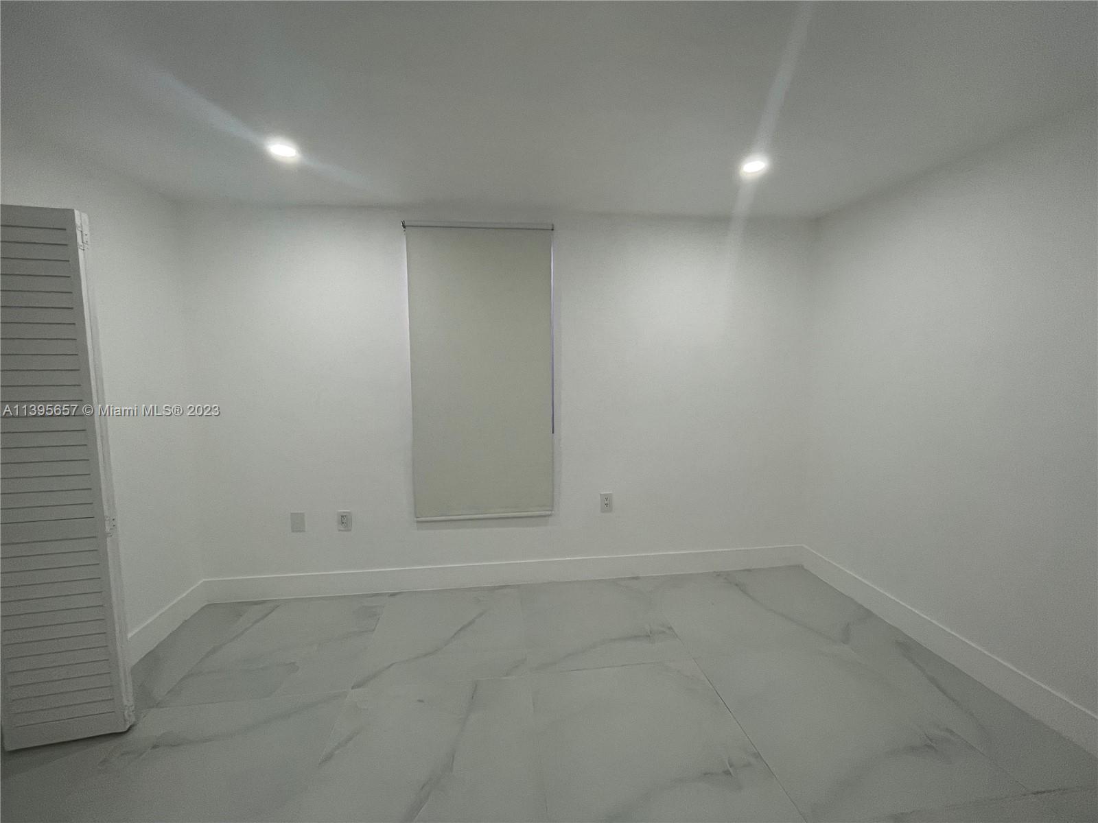 685 East 9th Lane Hialeah, FL 33010 - Photo 12 of 47