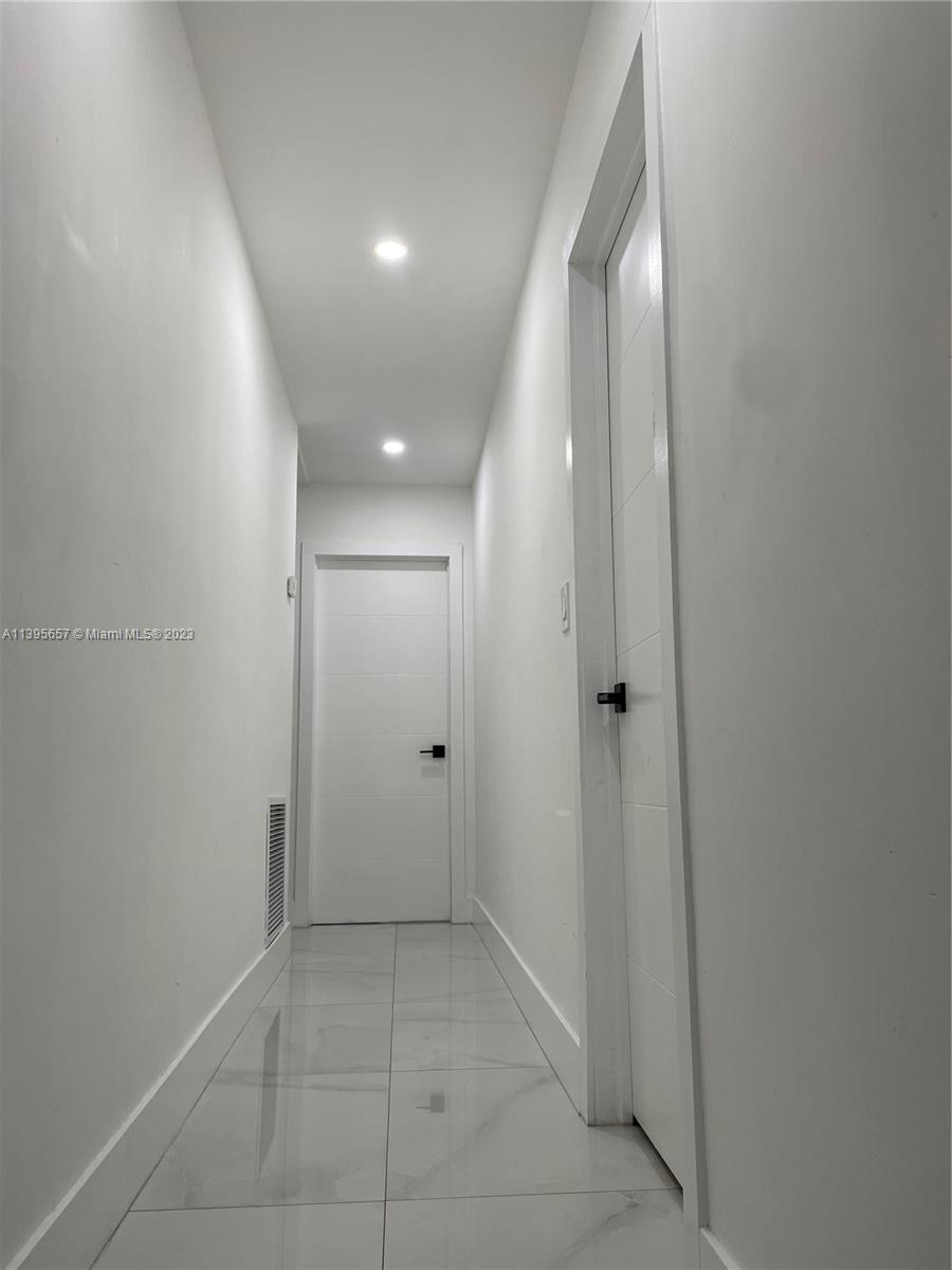 685 East 9th Lane Hialeah, FL 33010 - Photo 42 of 47