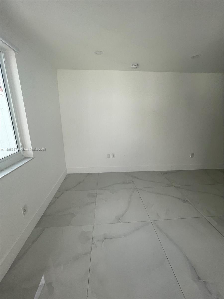 685 East 9th Lane Hialeah, FL 33010 - Photo 5 of 47