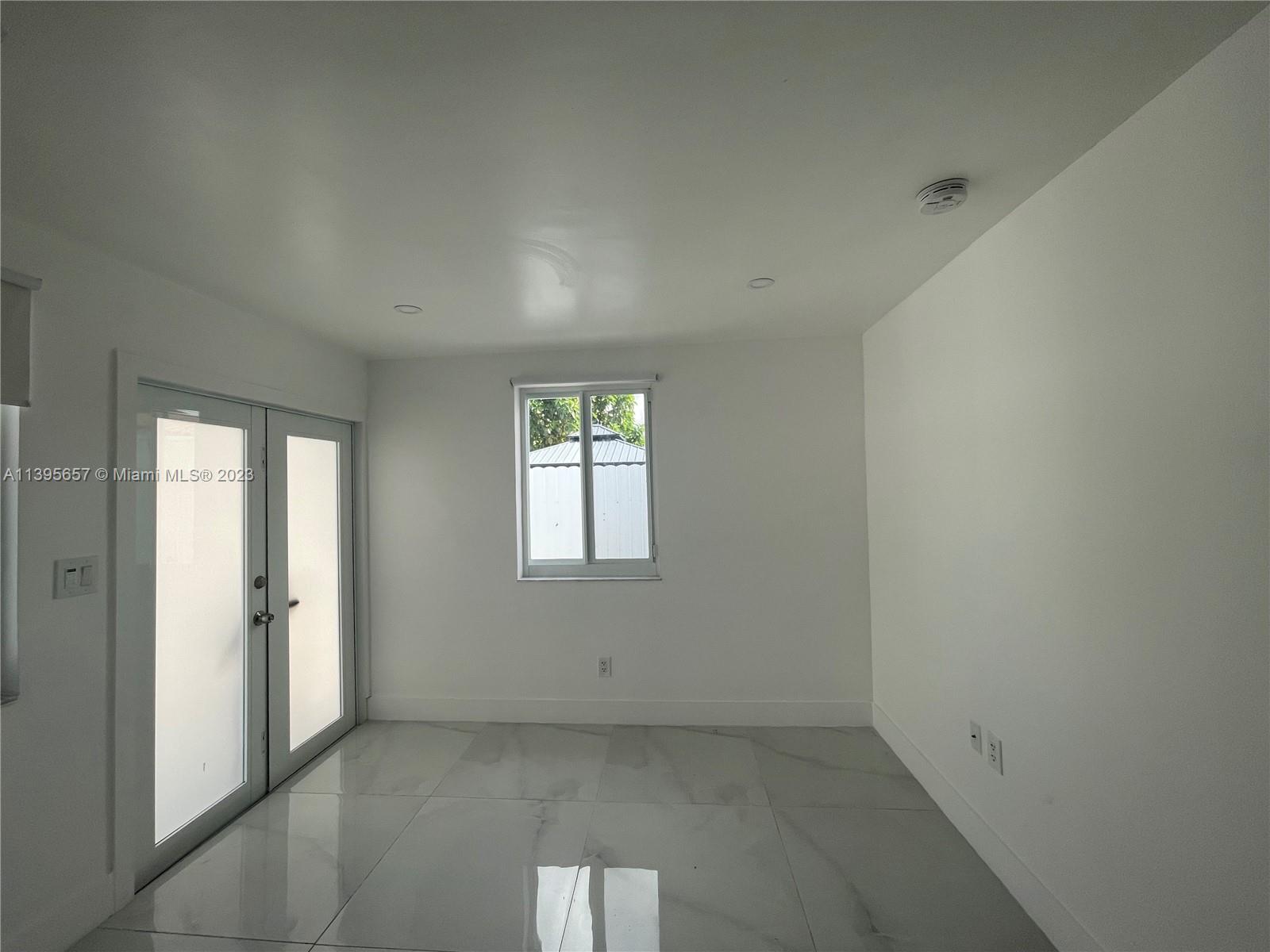 685 East 9th Lane Hialeah, FL 33010 - Photo 6 of 47