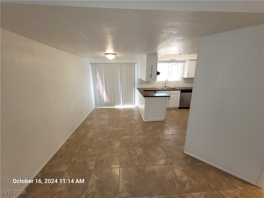 1907 Natalee Drive Henderson, NV 89011 - Photo 10 of 21