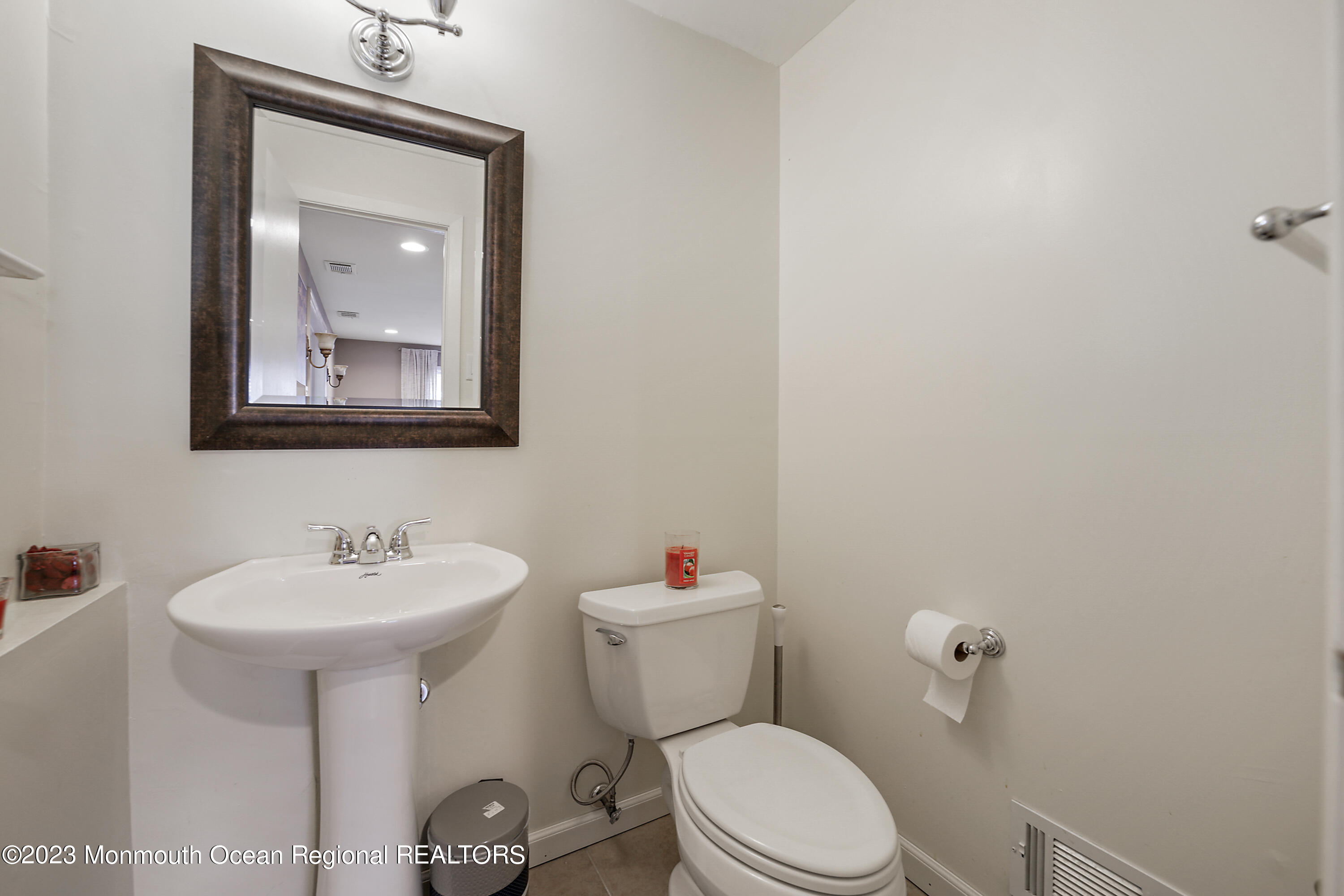 6 Compton Way Hamilton Square, NJ 08690 - Photo 28 of 36 947A2447