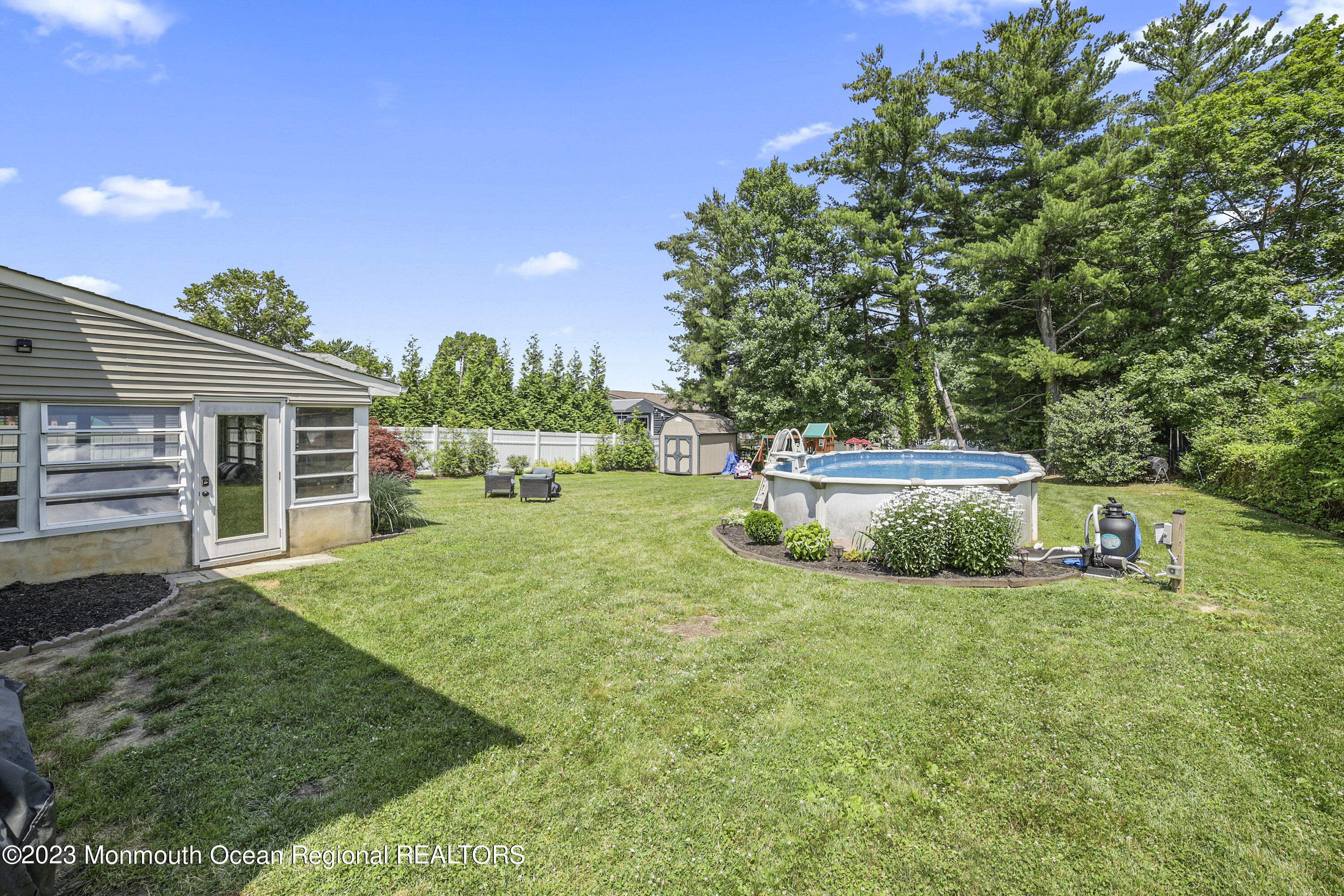 6 Compton Way Hamilton Square, NJ 08690 - Photo 34 of 36 947A2477