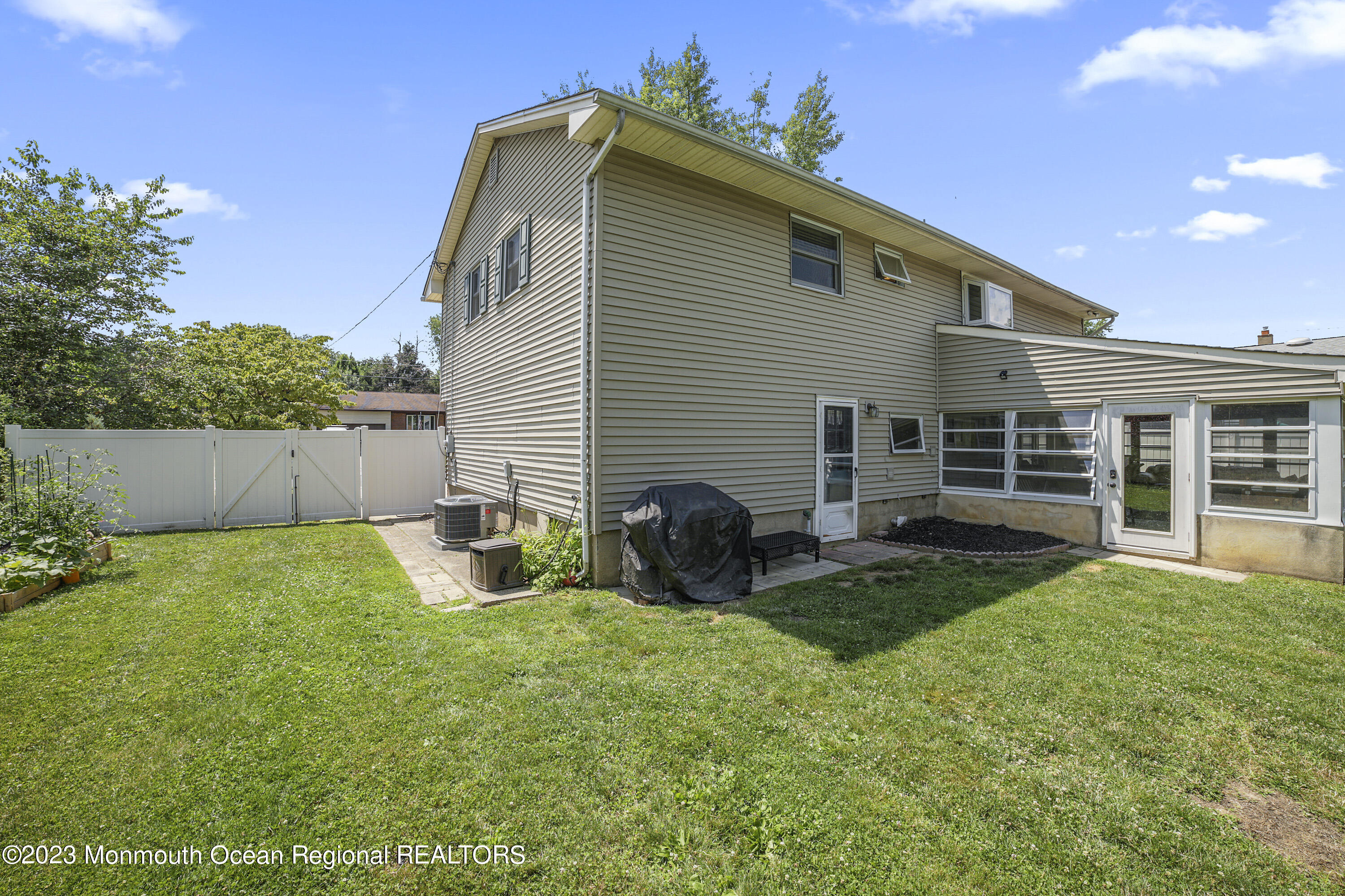 6 Compton Way Hamilton Square, NJ 08690 - Photo 35 of 36 947A2482