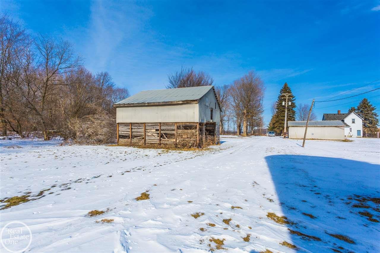 8545 Avoca Road Avoca, MI 48006 - Photo 10 of 70