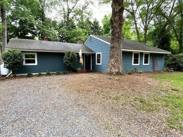$2,250 | 375 Midland Road, Southern Pines, NC 28387