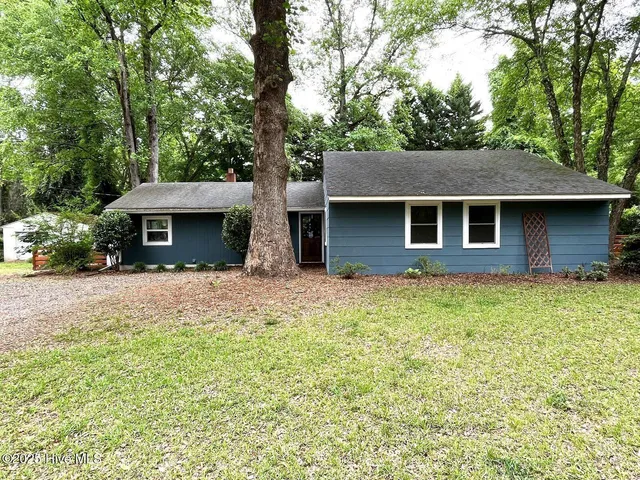$2,250 | 375 Midland Road, Southern Pines, NC 28387