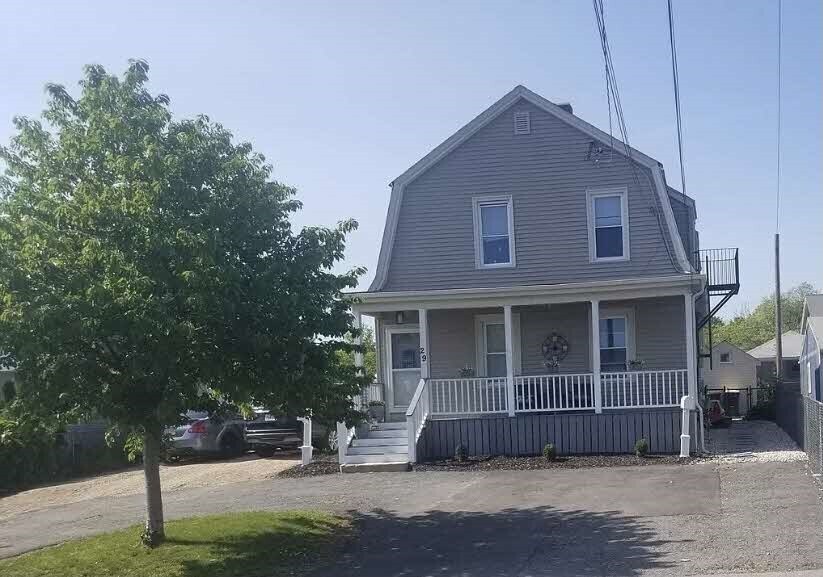 29 Slocum Street, Unit 2 Acushnet, MA 02743 - Photo 1 of 9