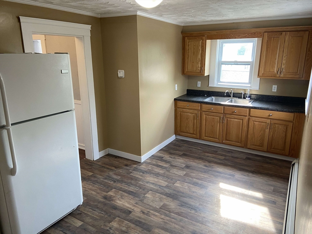 29 Slocum Street, Unit 2 Acushnet, MA 02743 - Photo 7 of 9