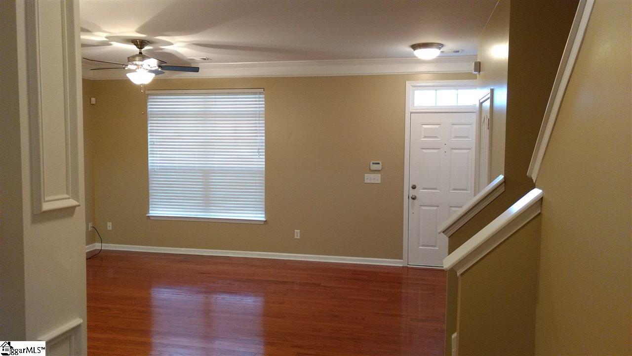 325 Intrepid Court Greer, SC 29650 - Photo 3 of 23 Gallery Image 3