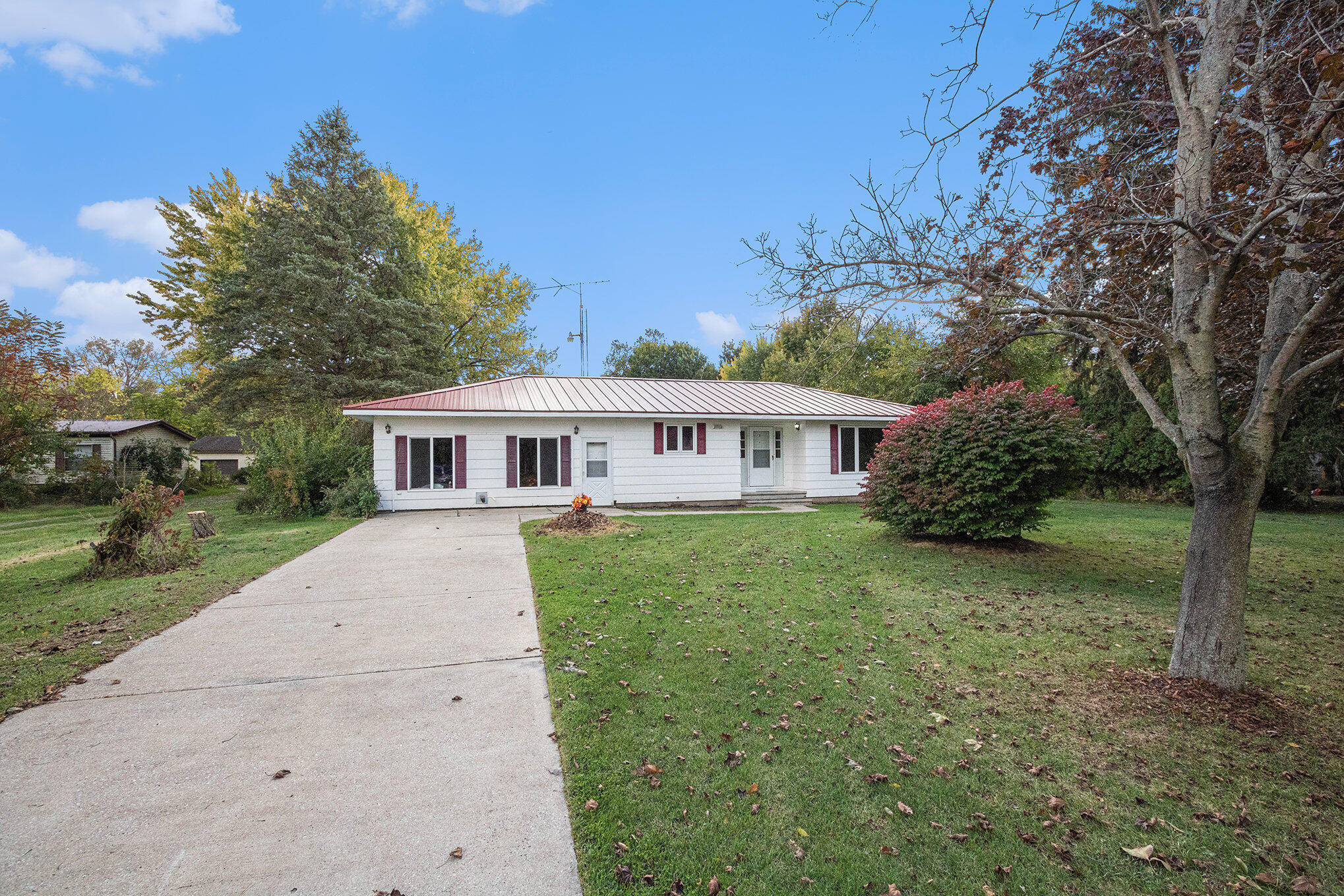 1610 Galien Buchanan Road Galien, MI 49113 - Photo 6 of 34 008_img_1415_917