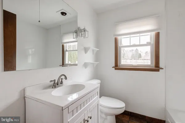 $379,900 | 439 Township Line Road, Elkins Park, PA 19027