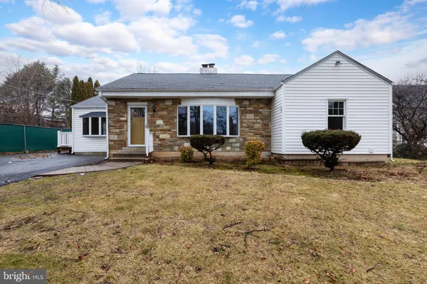 $379,900 | 439 Township Line Road, Elkins Park, PA 19027