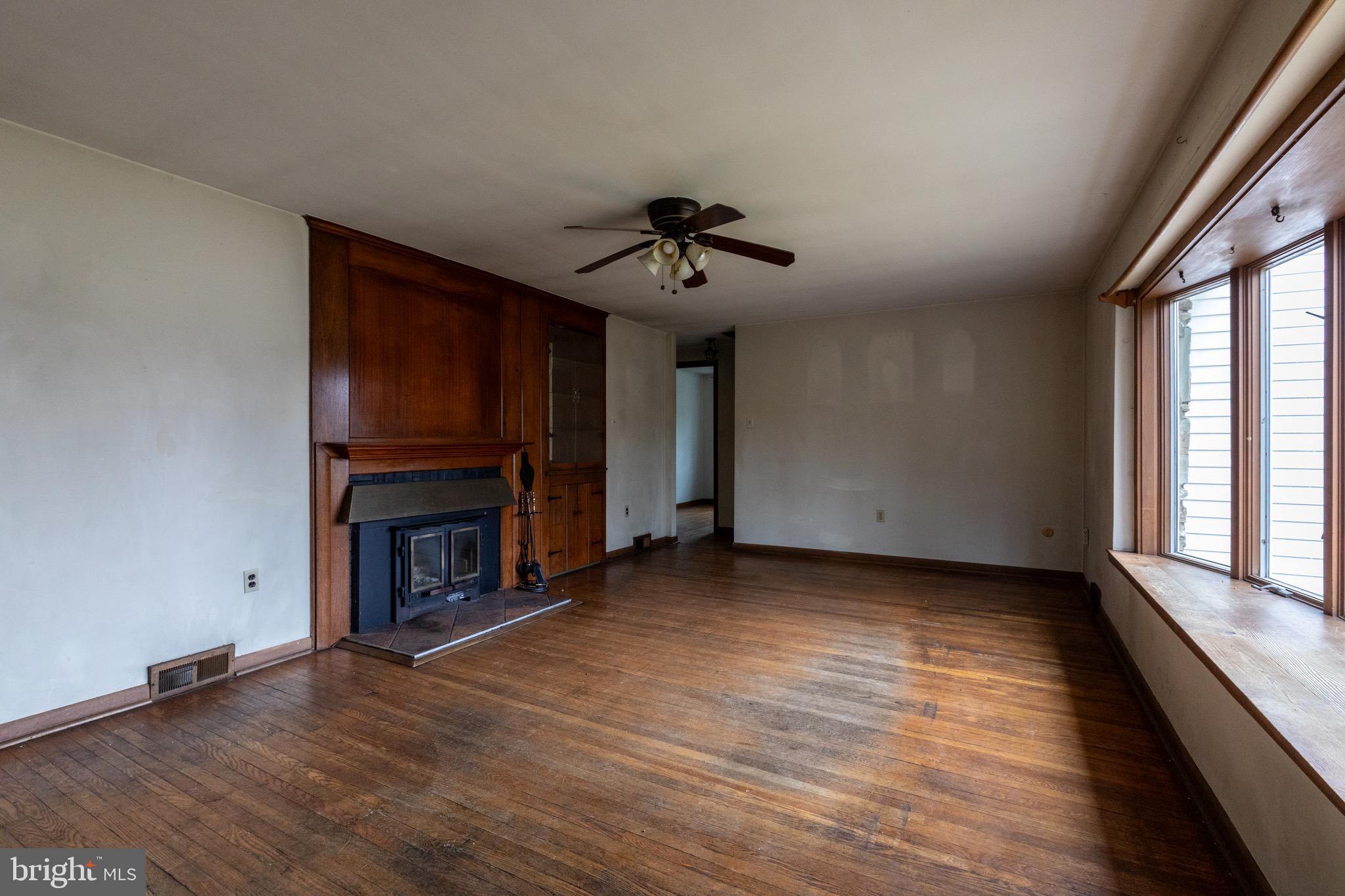 439 Township Line Road Elkins Park, PA 19027 - Photo 7 of 31