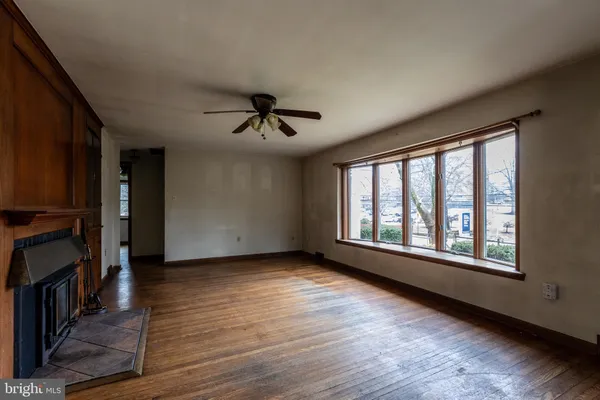 $379,900 | 439 Township Line Road, Elkins Park, PA 19027