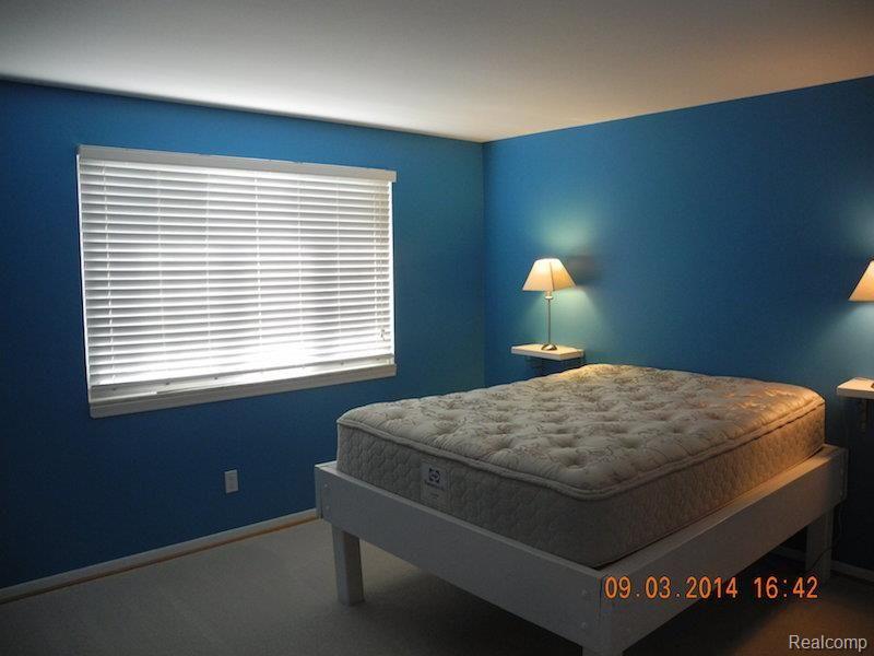 2083 Wayward Drive Rochester, MI 48309 - Photo 16 of 25 BEDROOM 1.jpg