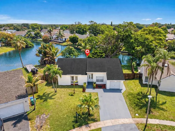 $599,000 | 2710 Azalea Avenue, Miramar, FL 33025