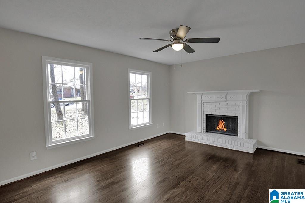 810 4th Avenue Northwest Alabaster, AL 35007 - Photo 3 of 15