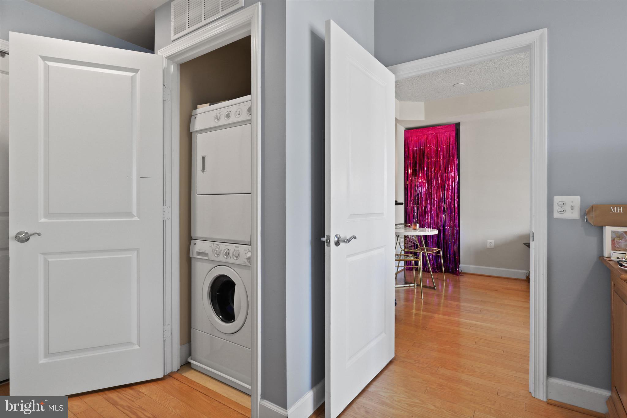 3600 South Glebe Road, Unit 414W Arlington, VA 22202 - Photo 16 of 60 a view of a kitchen from a hallway