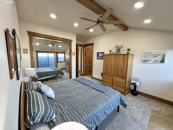 $2,149,000 | 94098 Rubys Way, Gold Beach, OR 97444