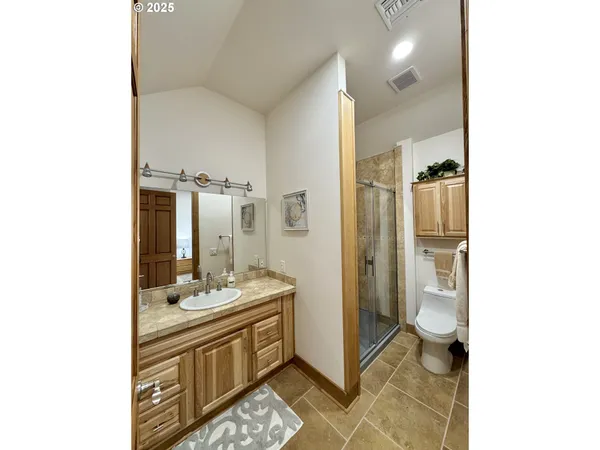 $2,149,000 | 94098 Rubys Way, Gold Beach, OR 97444