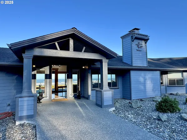 $2,149,000 | 94098 Rubys Way, Gold Beach, OR 97444