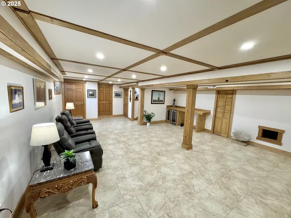 $2,149,000 | 94098 Rubys Way, Gold Beach, OR 97444