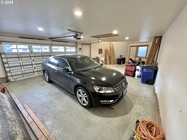 $2,149,000 | 94098 Rubys Way, Gold Beach, OR 97444