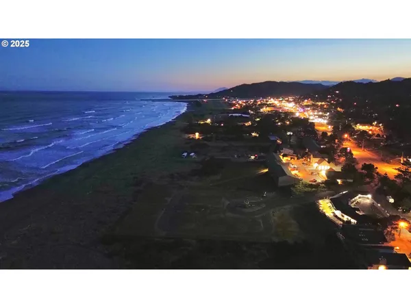 $2,149,000 | 94098 Rubys Way, Gold Beach, OR 97444