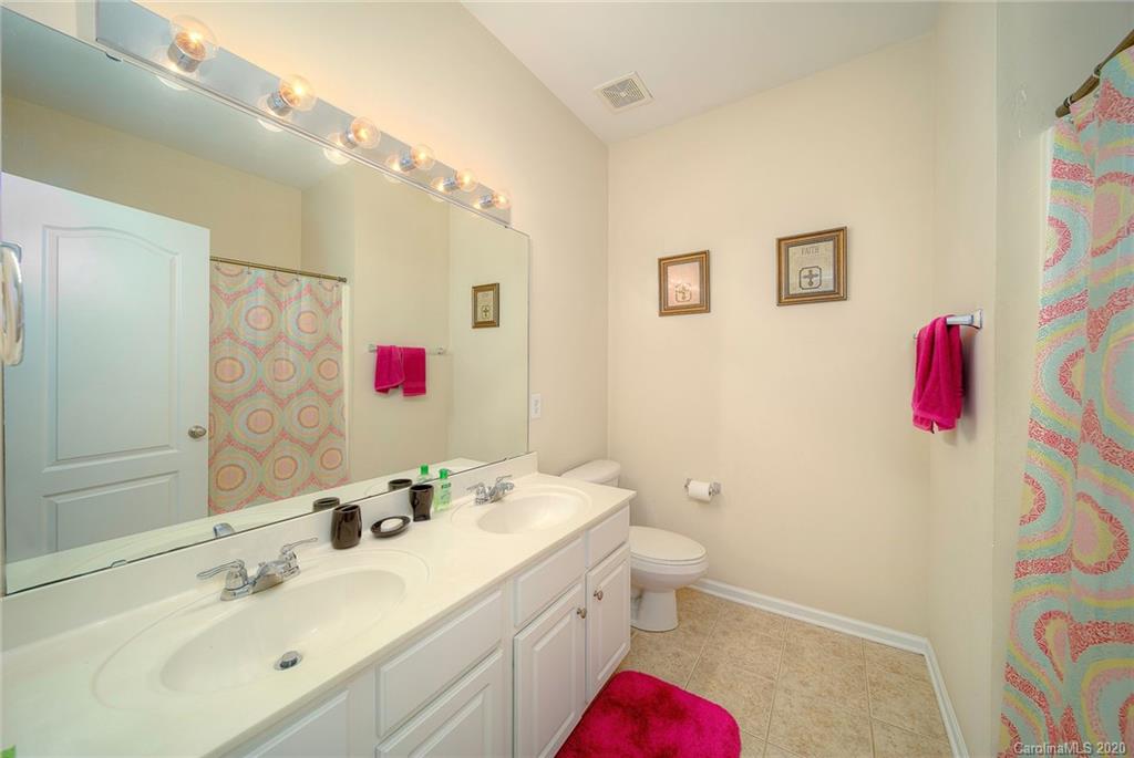 337 Miners Cove Way Fort Mill, SC 29708 - Photo 33 of 43 Gallery Image 33